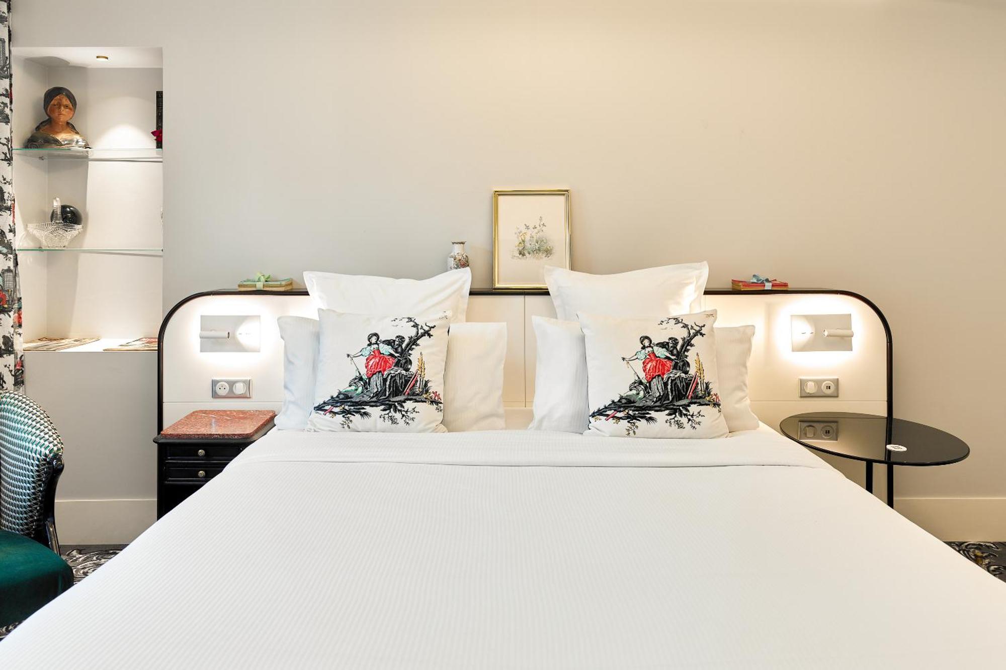 Superior King Room Afterworks