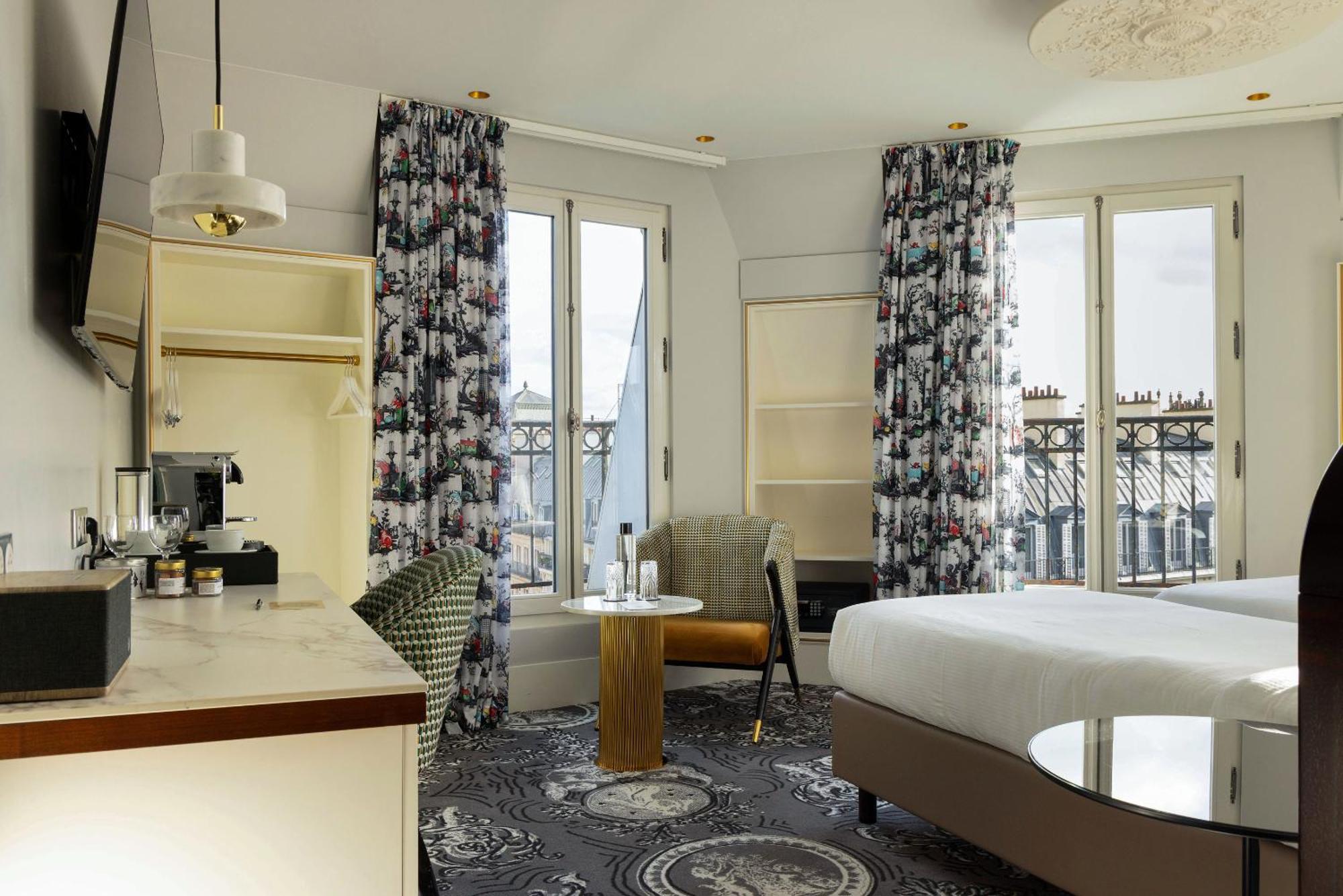 Superior King Room Afterworks